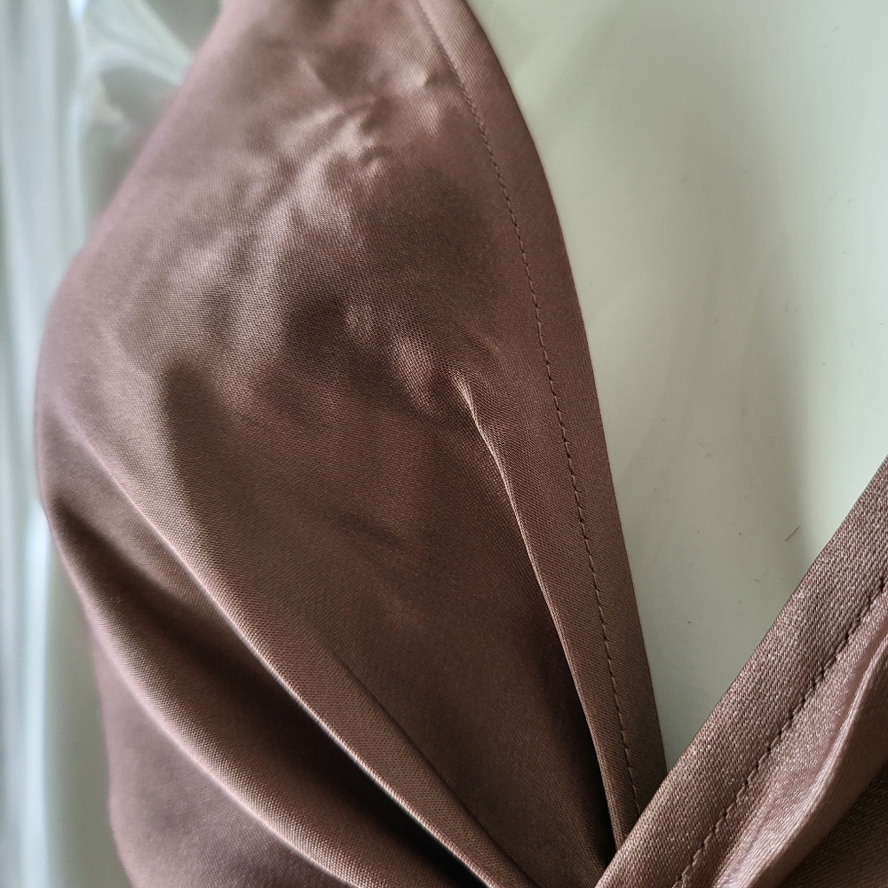 Dress - Picture 4 of 4